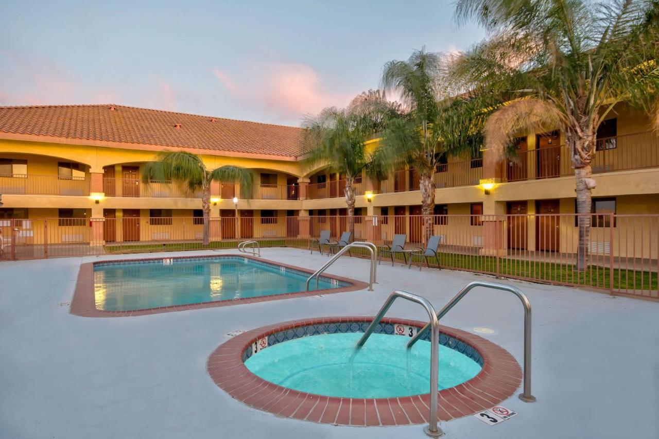 Motel 6-Santa Nella, Ca - Los Banos Екстер'єр фото