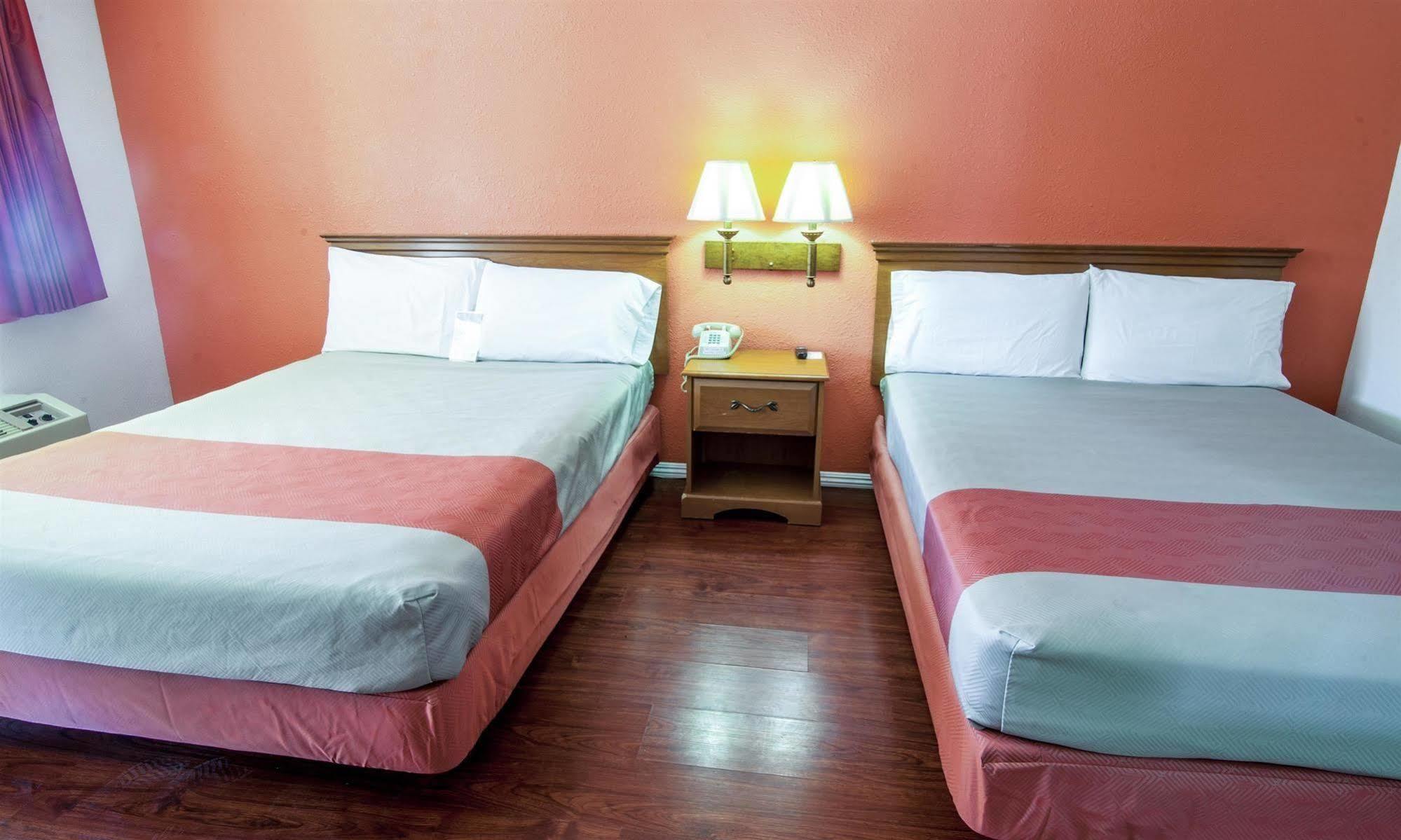 Motel 6-Santa Nella, Ca - Los Banos Екстер'єр фото